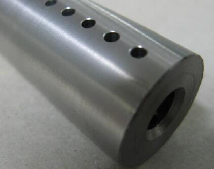 圆柱体钻孔电主轴.jpg 圆柱体钻孔电主轴.jpg