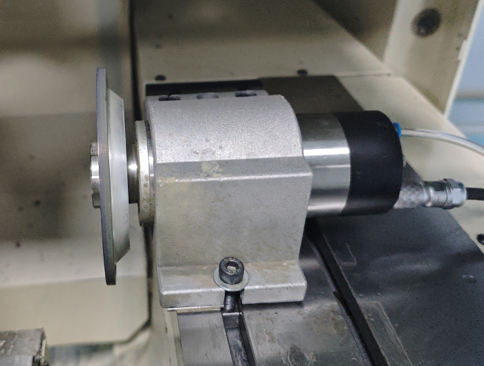 夹砂轮打磨主轴