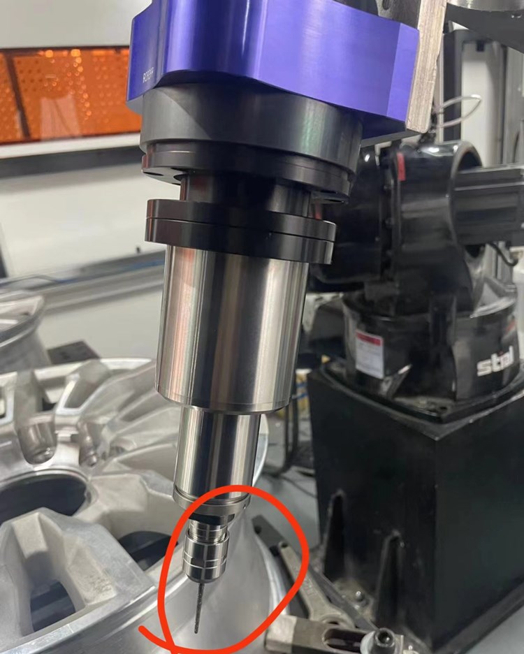 汽车轮毂自动换刀去毛刺主轴.jpg