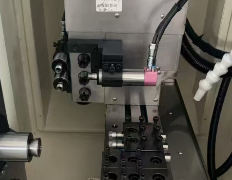 msiy一拖三高速主轴.jpg msiy一拖三高速主轴.jpg