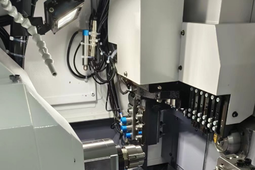 西铁城走心机加装<a href='/zouxinjigaopinx.htm' class='keys' title='点击查看关于高频铣的相关信息' target='_blank'>高频铣</a>.png