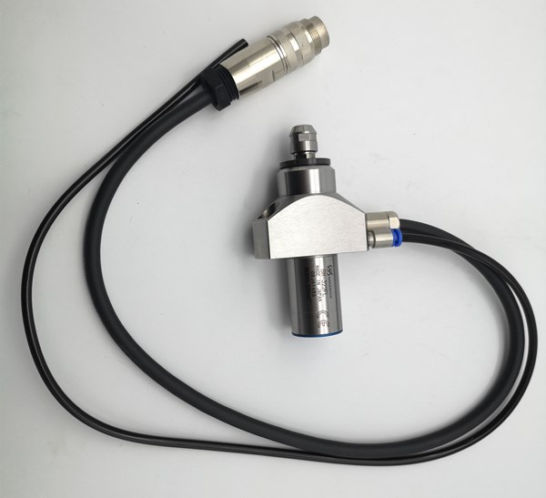 BM-322FL<a href='/zouxinjigaopinx.htm' class='keys' title='点击查看关于高频铣的相关信息' target='_blank'>高频铣</a>.jpg BM-322FL高频铣.jpg
