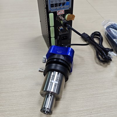 机械臂末端自动换刀浮动主轴.jpg